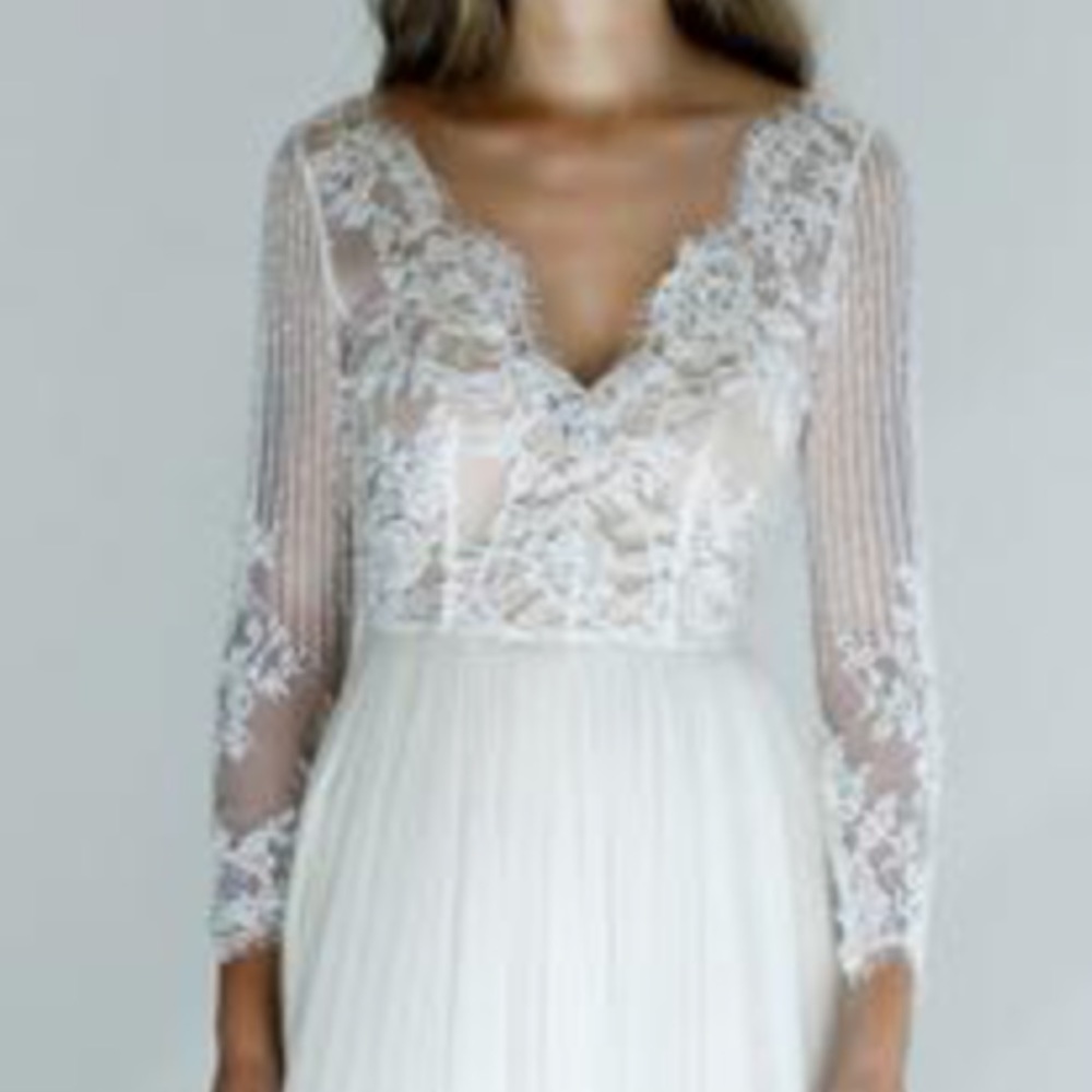 Leanne Marshall Faustine Wedding Dress